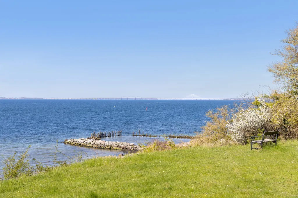 Aed - Updated Summer House with Sea View near Vordingborg