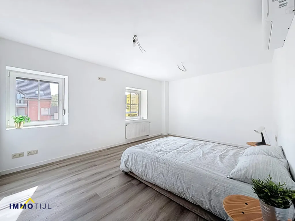 Bedrooms - Modernised House with Garden in Aalst