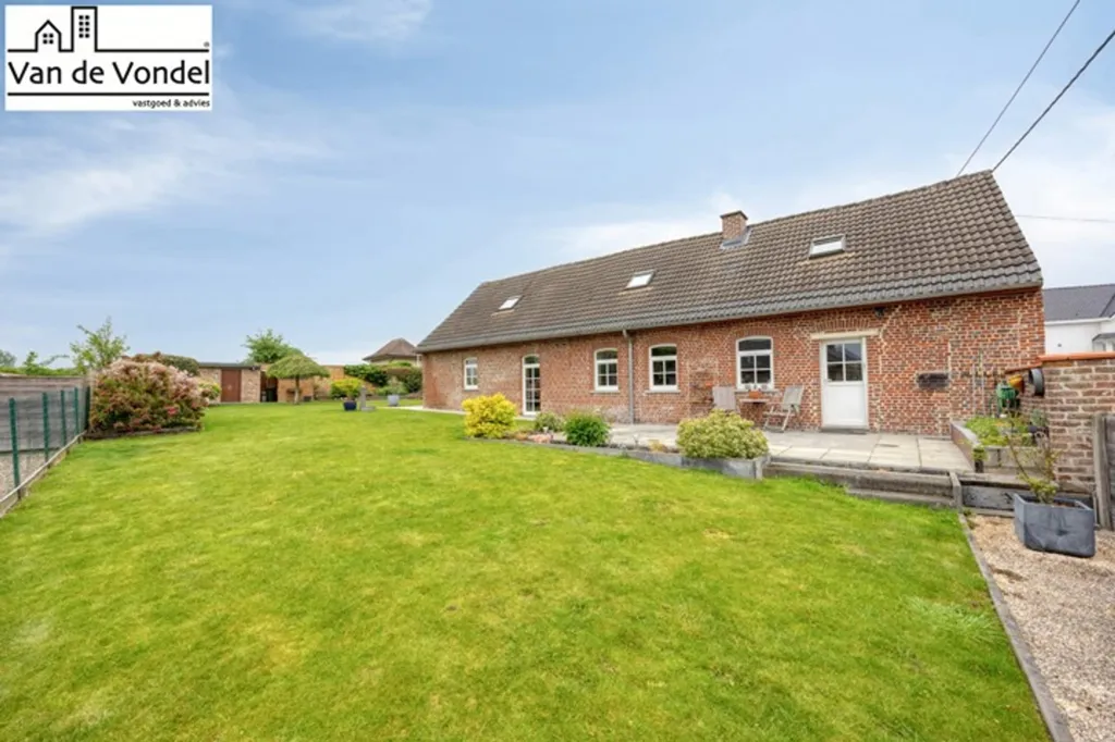 Aed - Charming Farmhouse with Garden in Geraardsbergen Ophasselt