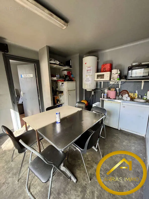 Cuisine - Immeuble de Rapport avec Local Commercial à Arras