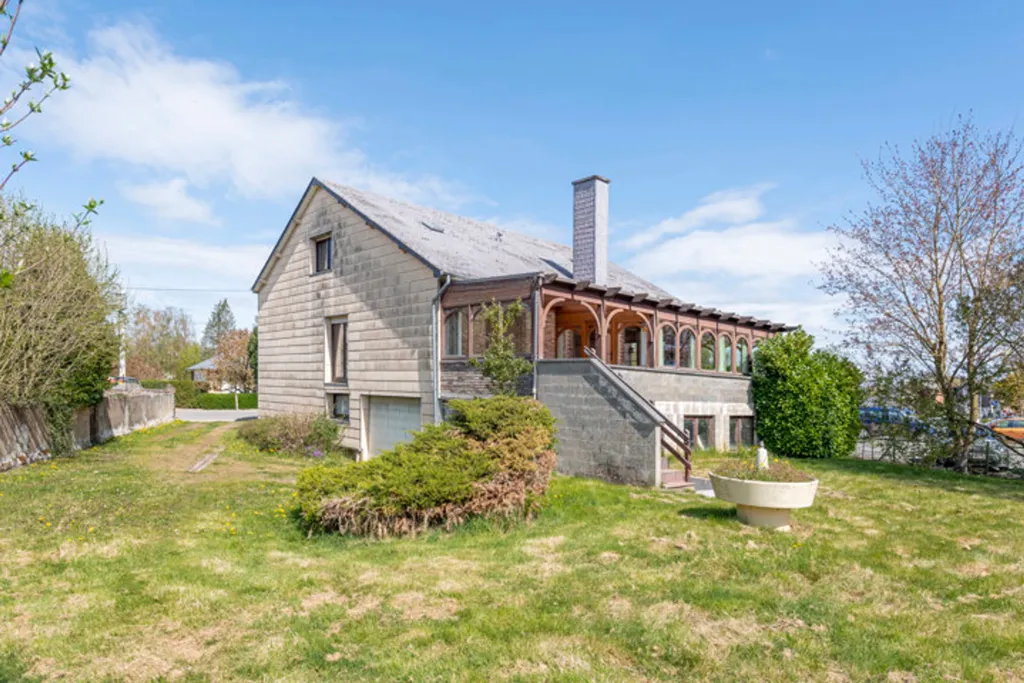 Välivaade - 3-Bedroom Villa with Veranda in Saint-Mard