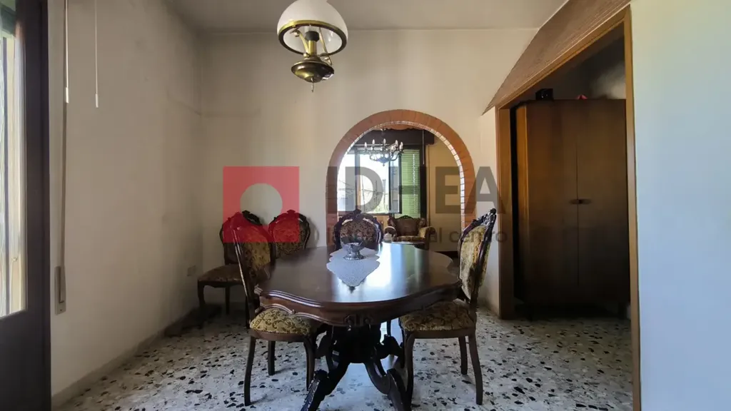 Dining Room - Detached House with Garden in Silea