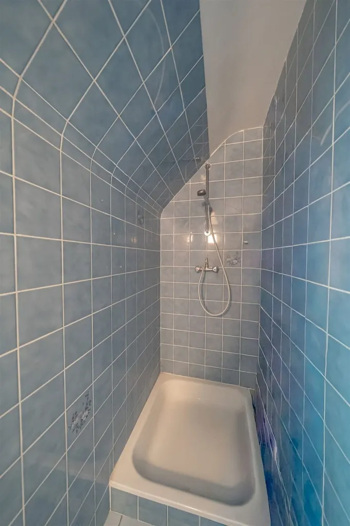 Salles de bain - Villa avec Piscine et Jardin à Mont-St-Jean, Waterloo