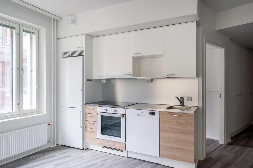 Cuisine - Apartment with Balcony in Myyrmäki, Vantaa