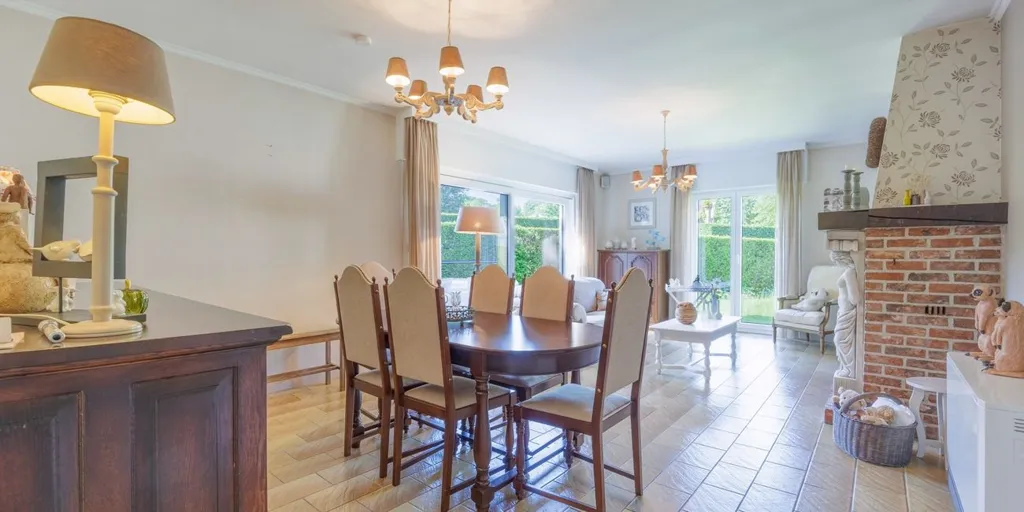 Söögituba - Half-Open House with Garden in Assebroek