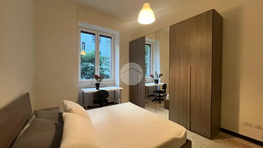 Magamistoad - Spacious Apartment with Balcony in Milan