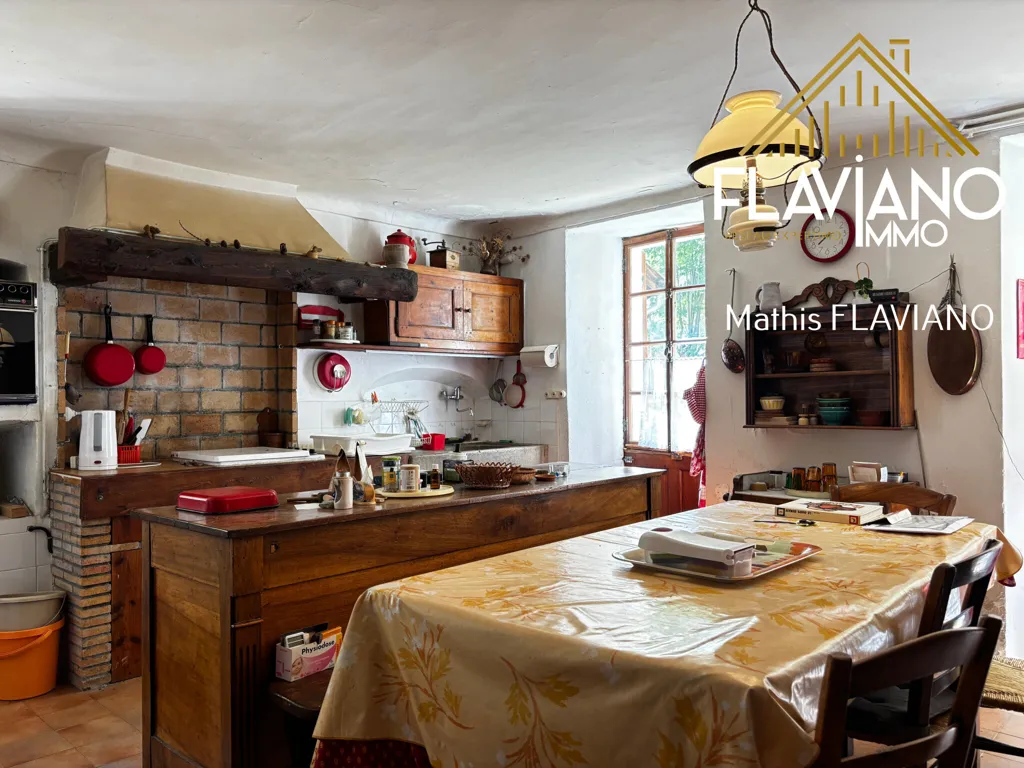 Esszimmer - Two-House Property with Mountain Views near Barcelonnette