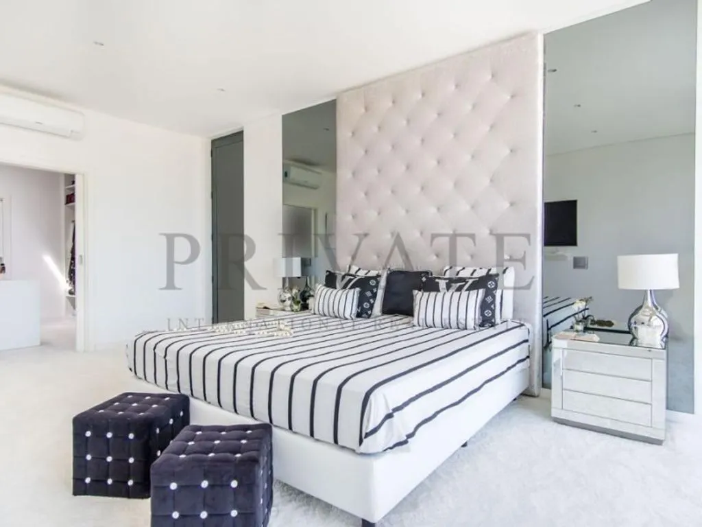 Magamistoad - Contemporary Villa with Golf Views in Vilamoura