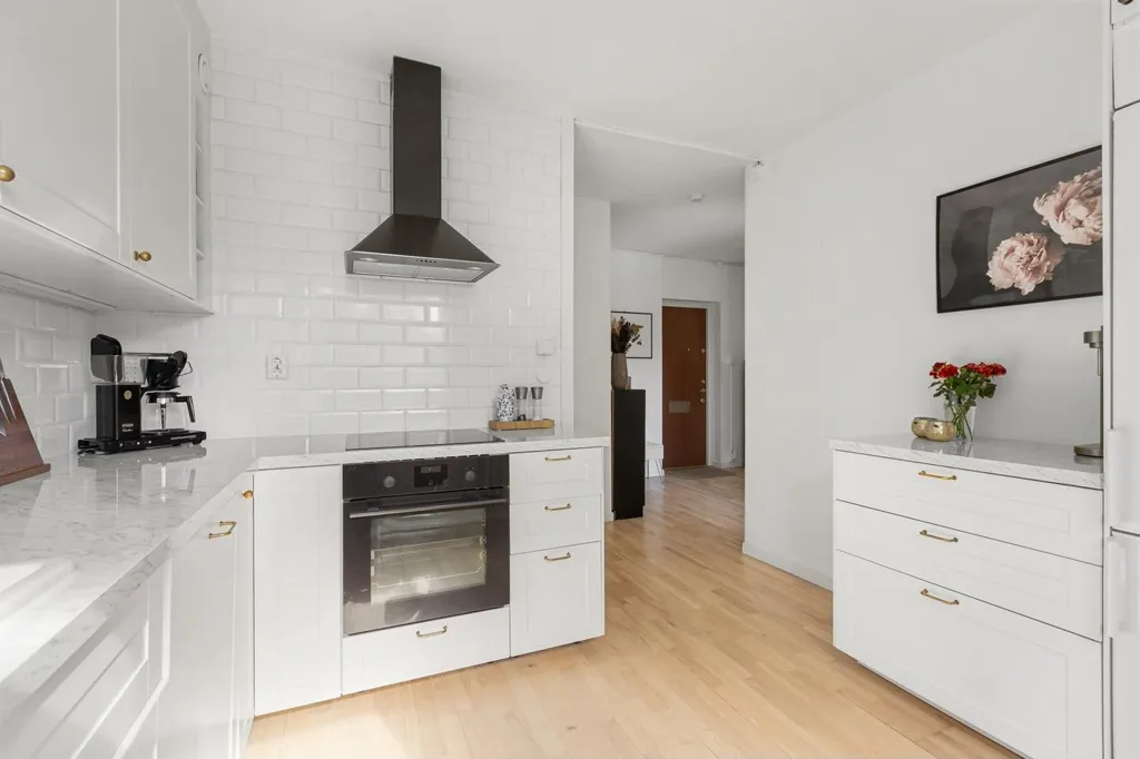 Köök - Apartment with Balcony in Sundbyberg