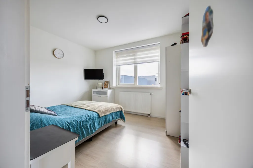 Magamistoad - Detached House with Business Hall in Breda