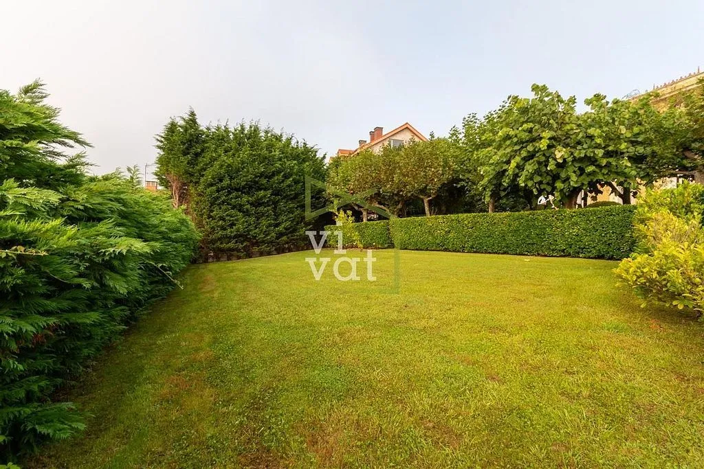 Giardino - Luxury Villa with Garden in Luanco