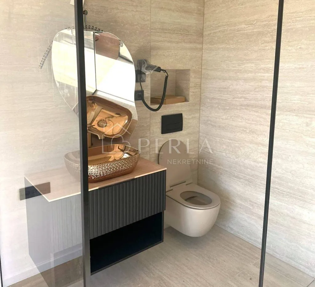 Vannitoad - Smart Home Villa with Private Pools in Nin