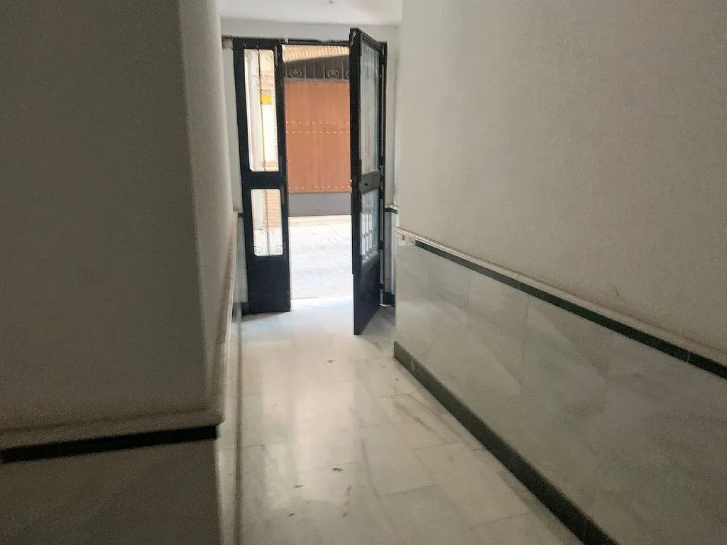 hallway_entrance
