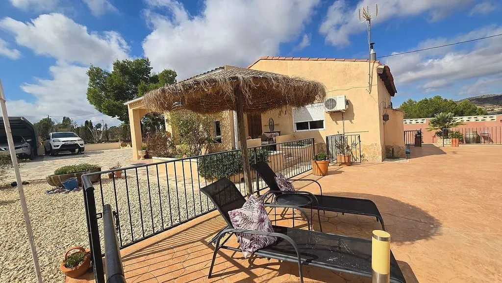 Terrasse - Chalet with Pool and Terrace in Sax