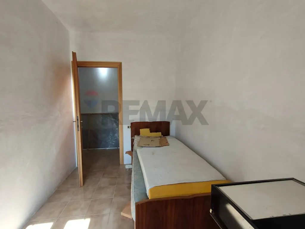 Chambres - Semi-Independent Apartment with Balcony in Pizzoli