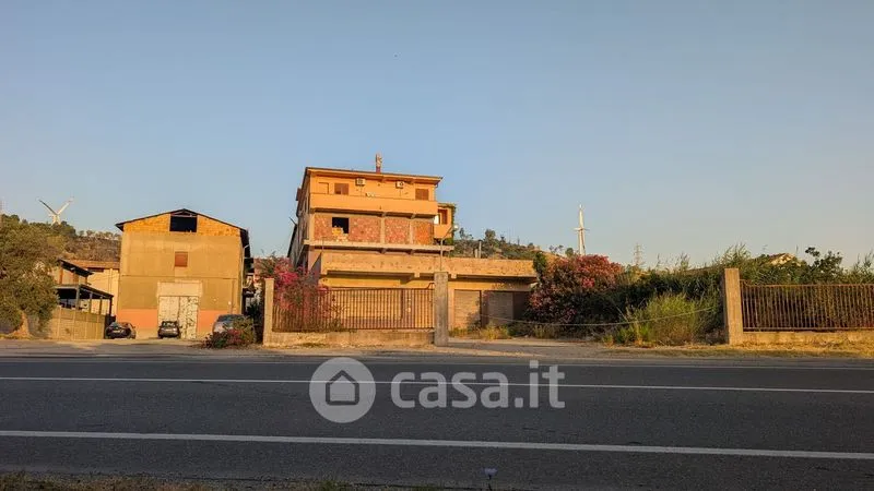 Extérieur - Commercial Building with Terraces on SS106, Crotone