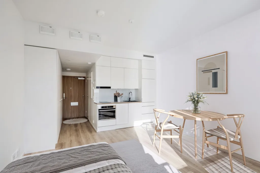 Dining Room - Modern Flat with French Balcony in Malmi