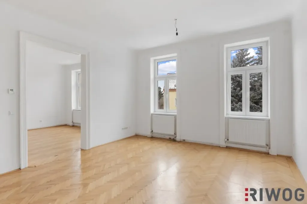 Rooms - Altbau with Optional Balcony in Hietzing