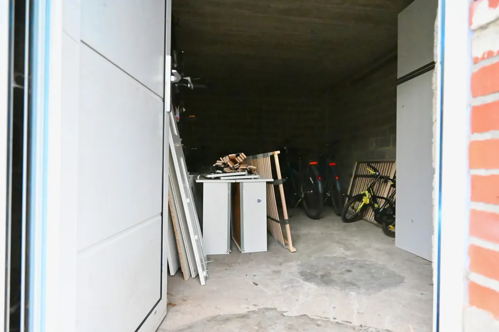 Garage - Bright Apartment with Terrace in Bornem Centre