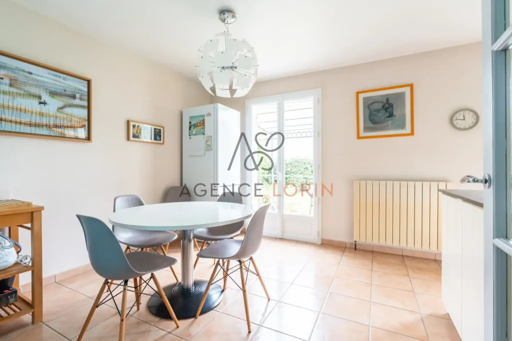 Salle à manger - Maison Étendue avec Jardin à Chatou