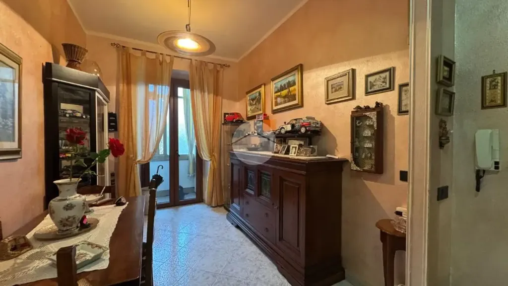 Entrée - Rear-Facing Apartment with Balcony in Sassari
