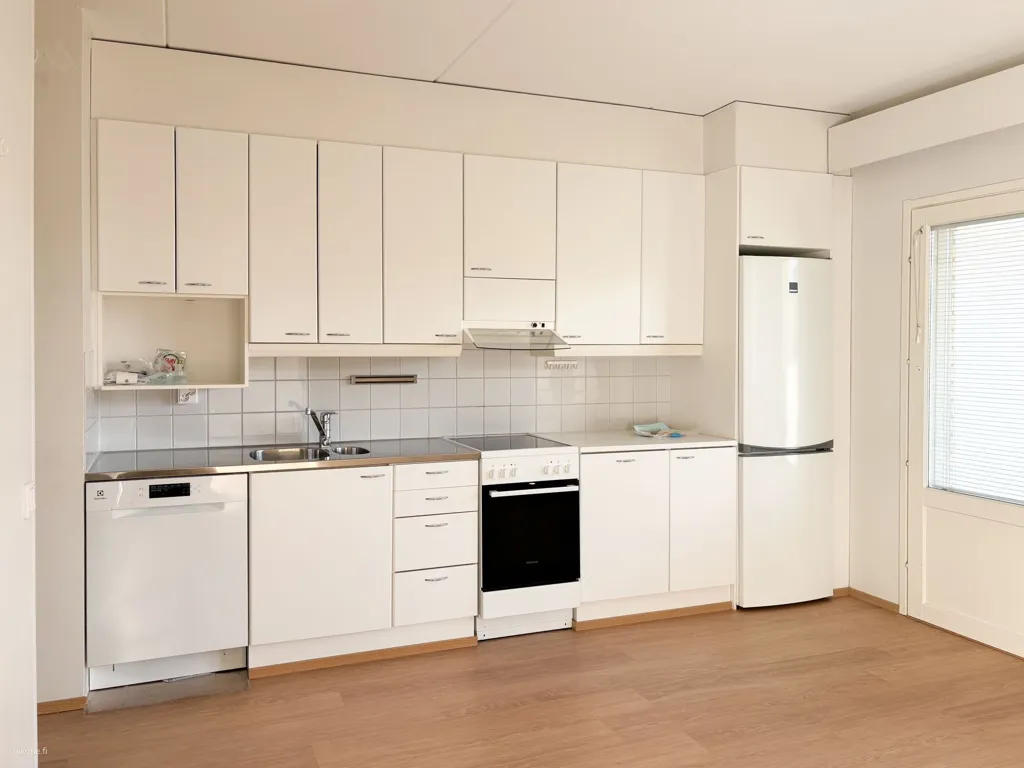 Köök - Efficient Two-Bedroom Flat with Balcony in Oulu