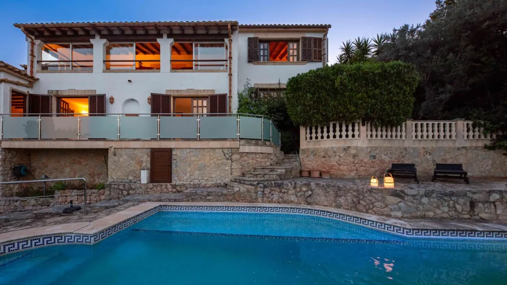 Piscina - Villa with Sea Views in Pollença