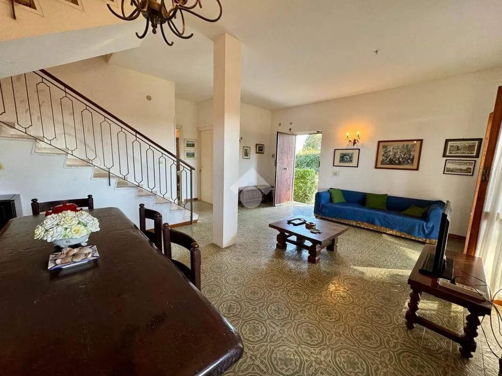 Salle à manger - Luxury Villa with Sea View in Terracina