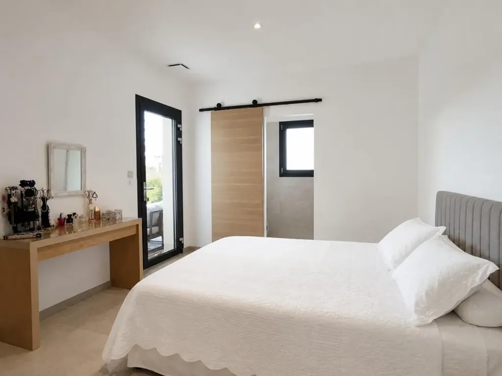 Magamistoad - Contemporary Villa with Pool in Nîmes
