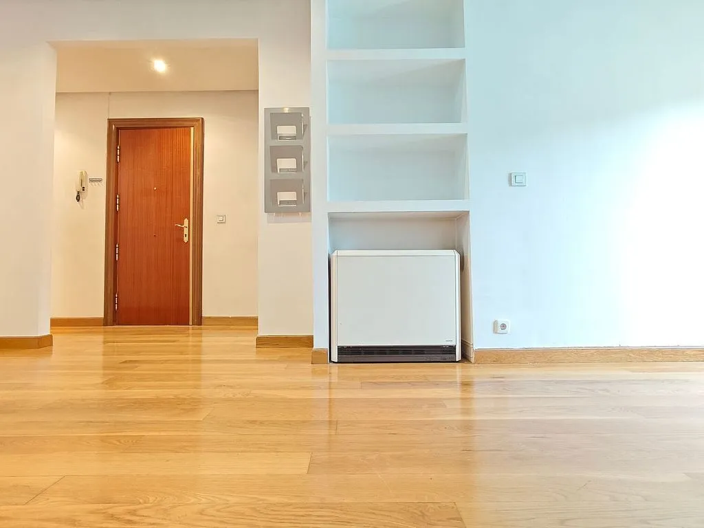 Living Room - 1-Bedroom Flat with Balcony in Santiago Centre