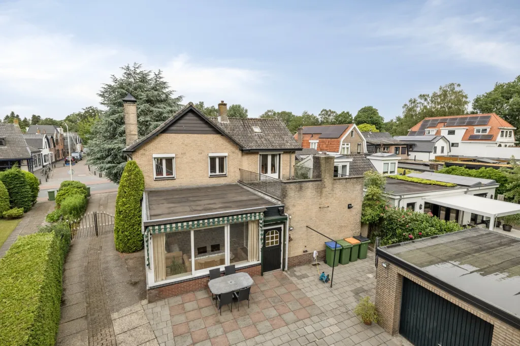 Õhuvaade - Free-Standing House with Garden in Breda