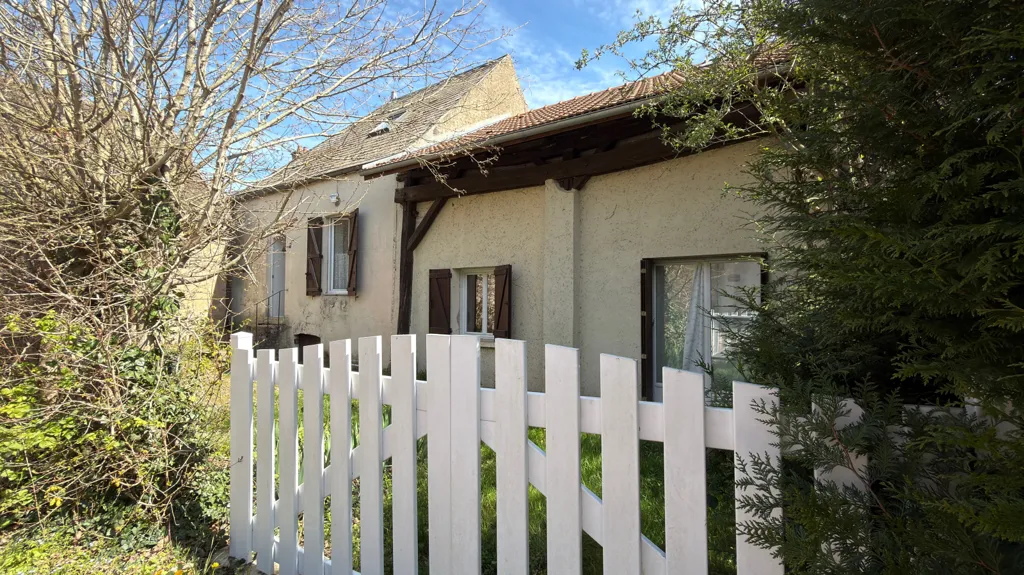 Extérieur - Propriété Centre-Ville au Calme à Rouvray