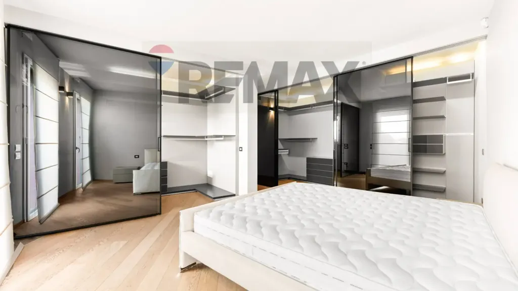 Bedrooms - Modern Apartment with Terrace in Legnano