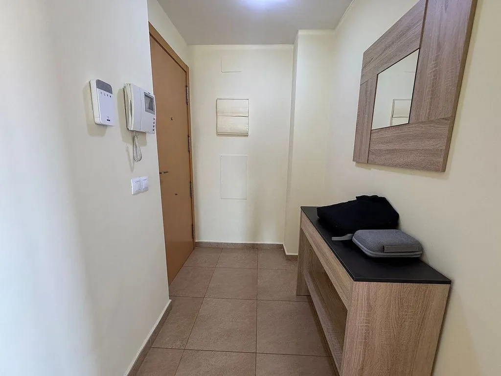 Esik - Two-Bedroom Apartment with Garage in Vila-real