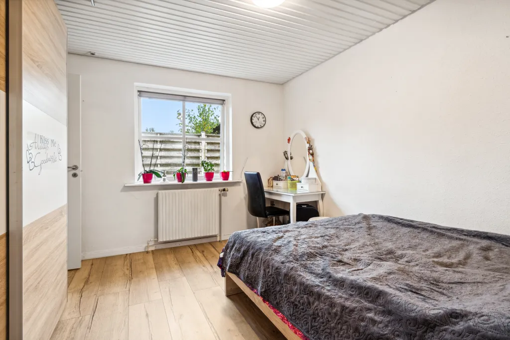 Bedrooms - Villa with Play Area near Give