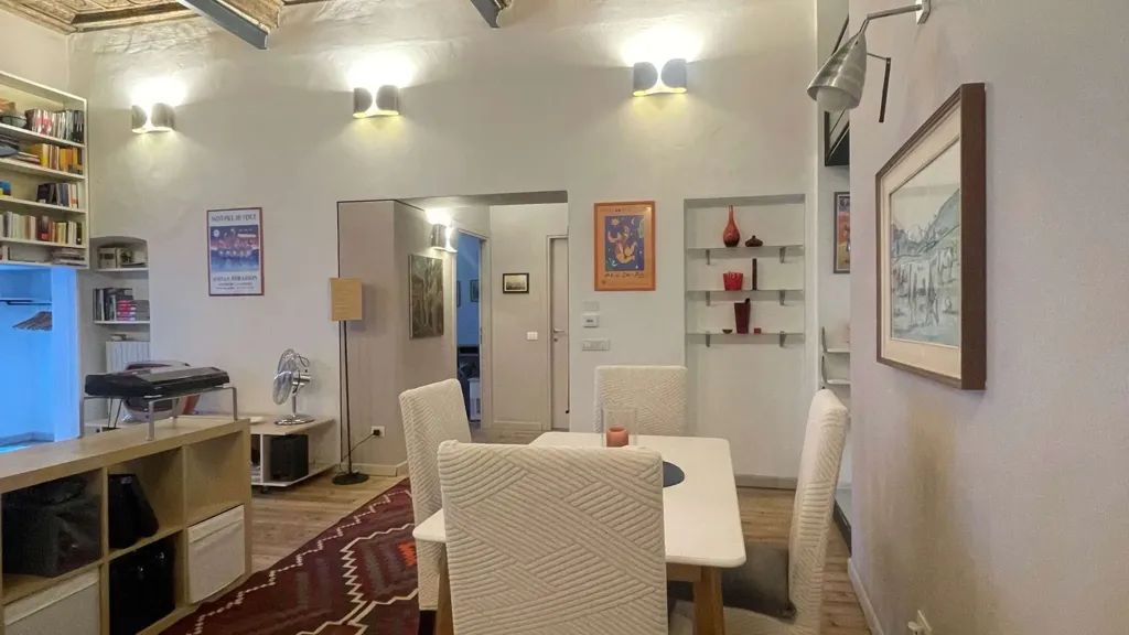 Salle à manger - Charming Apartment with Balcony in Asti