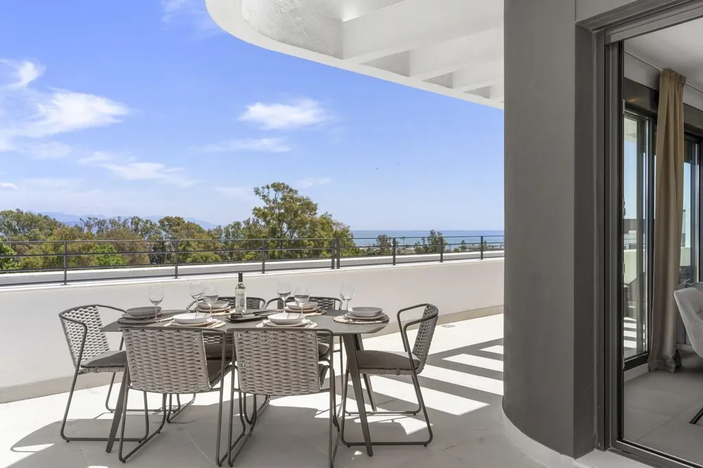 Terrazza - Penthouse with Pool in Torremolinos