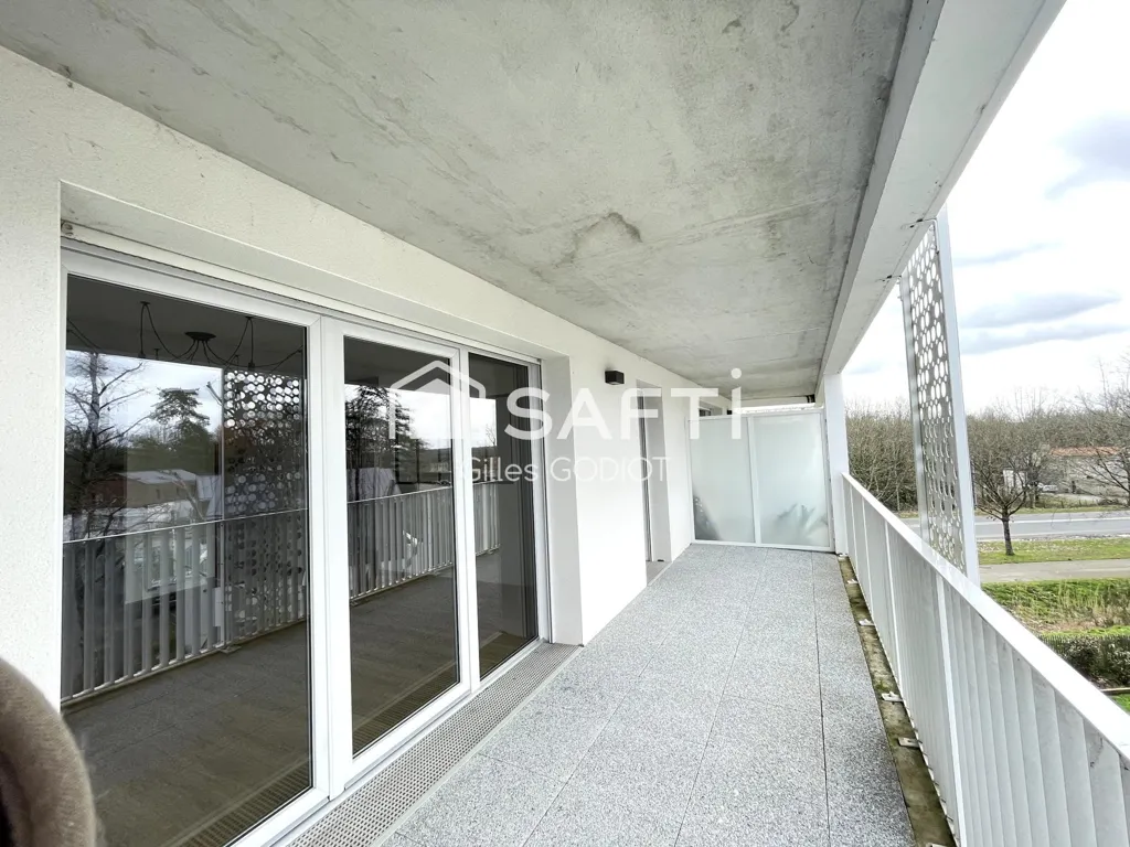 Balcon - Appartement 4 Pièces avec Terrasse à Vertou
