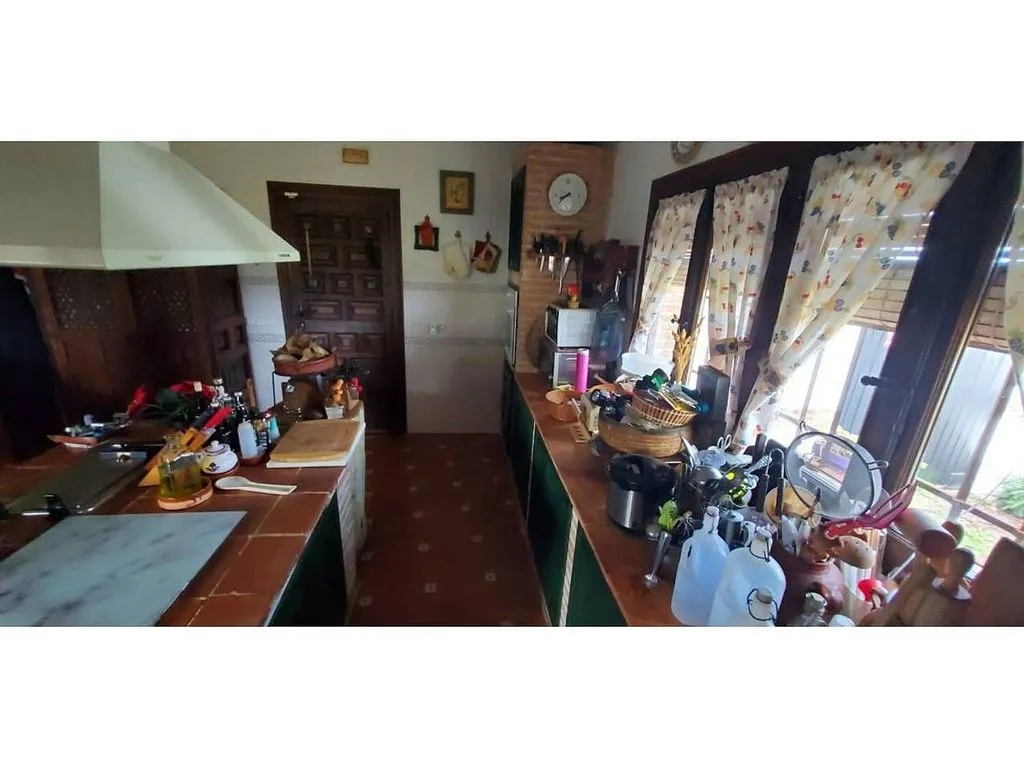 Cuisine - Rustic House with Large Garden in Camarenilla