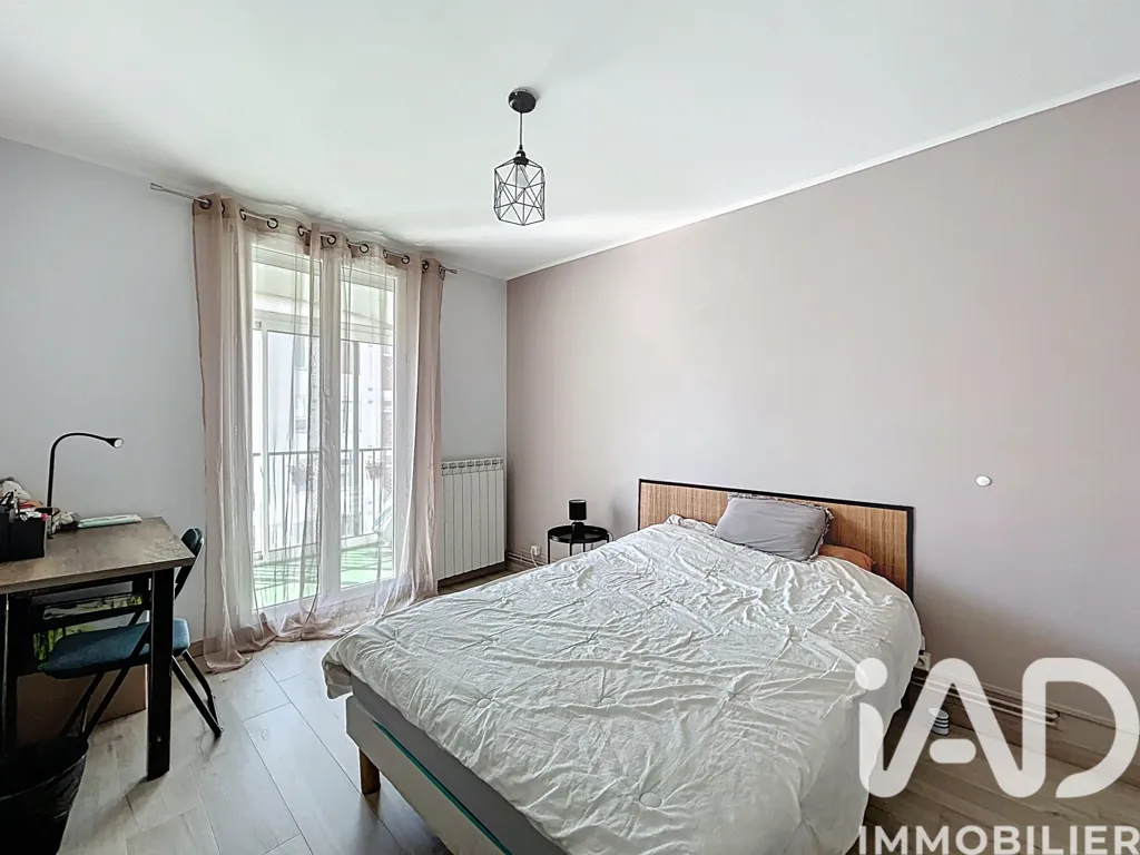 Chambres - Appartement Traversant avec Balcon à Perpignan