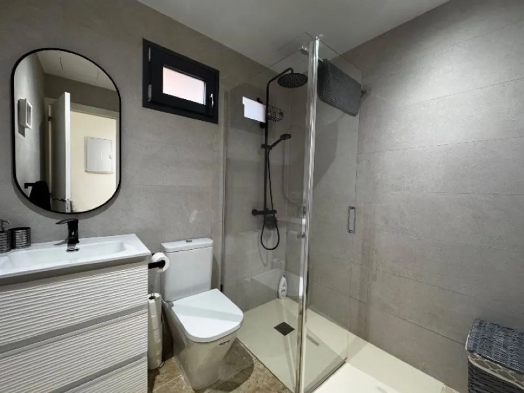 Salles de bain - Contemporary Villa with Pool in El Toro