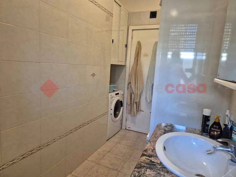 Bathrooms - Bright 3-Room Apartment in Brindisi