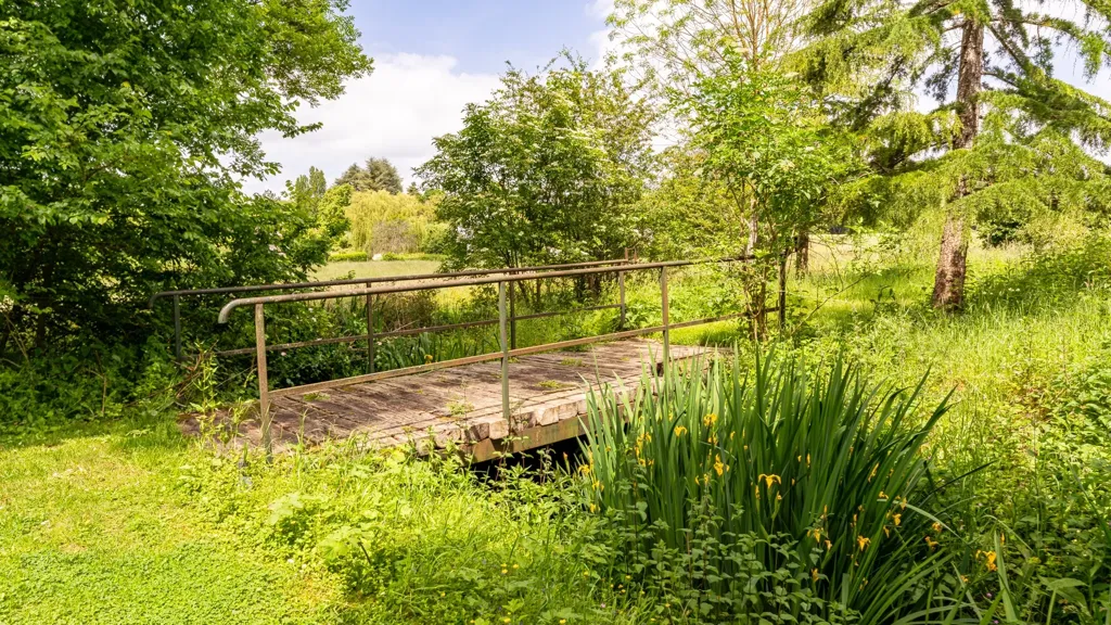 Garden - Renaissance Mill with Equestrian Facilities near Paris