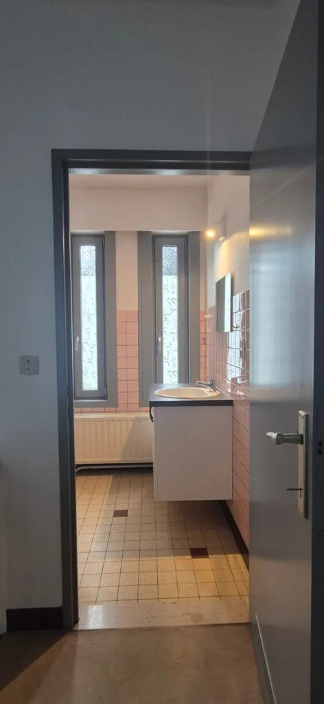 3 magamistoaga maja asukohas Turnhout