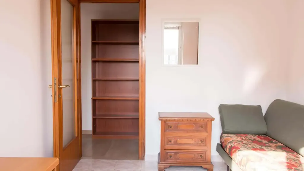 Chambres - Modern Studio with Balcony in Milan