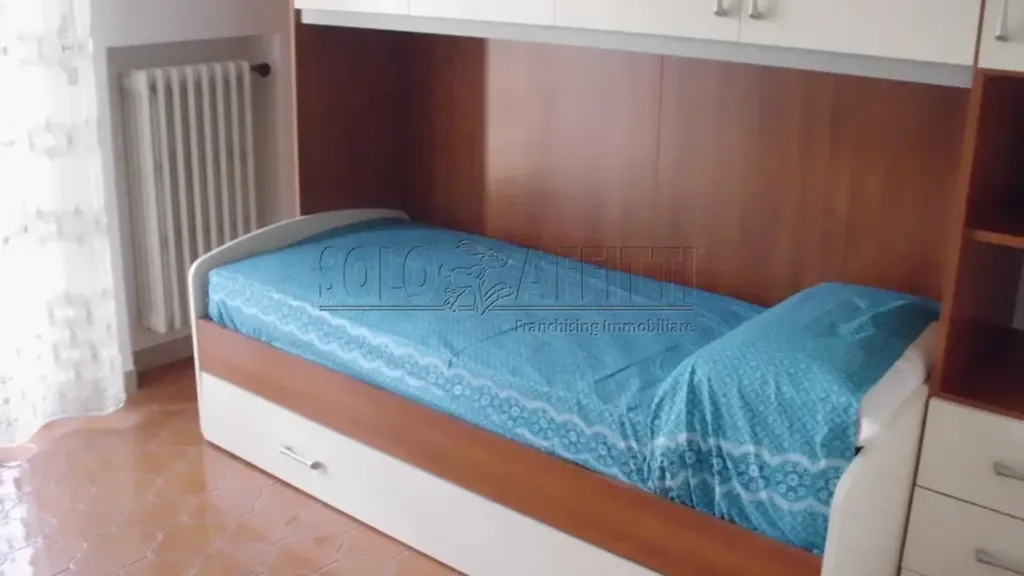 Chambres - Armed Student Apartment with Balconies in Macerata