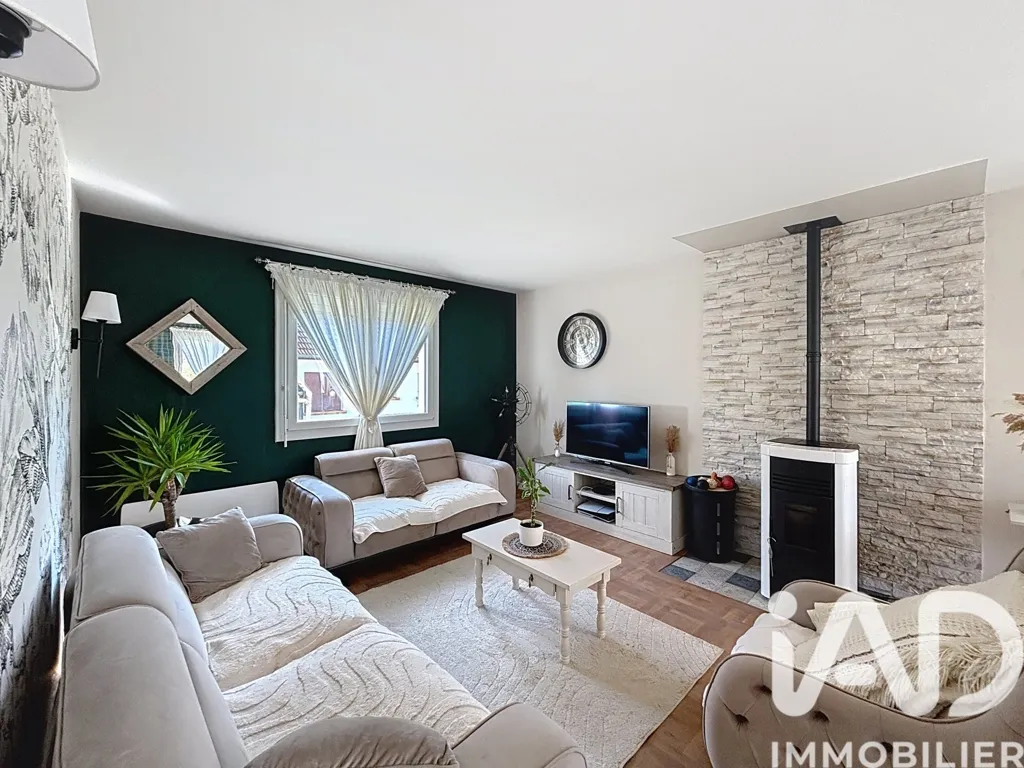 Living Room - Traditional House with Pool in Cousance