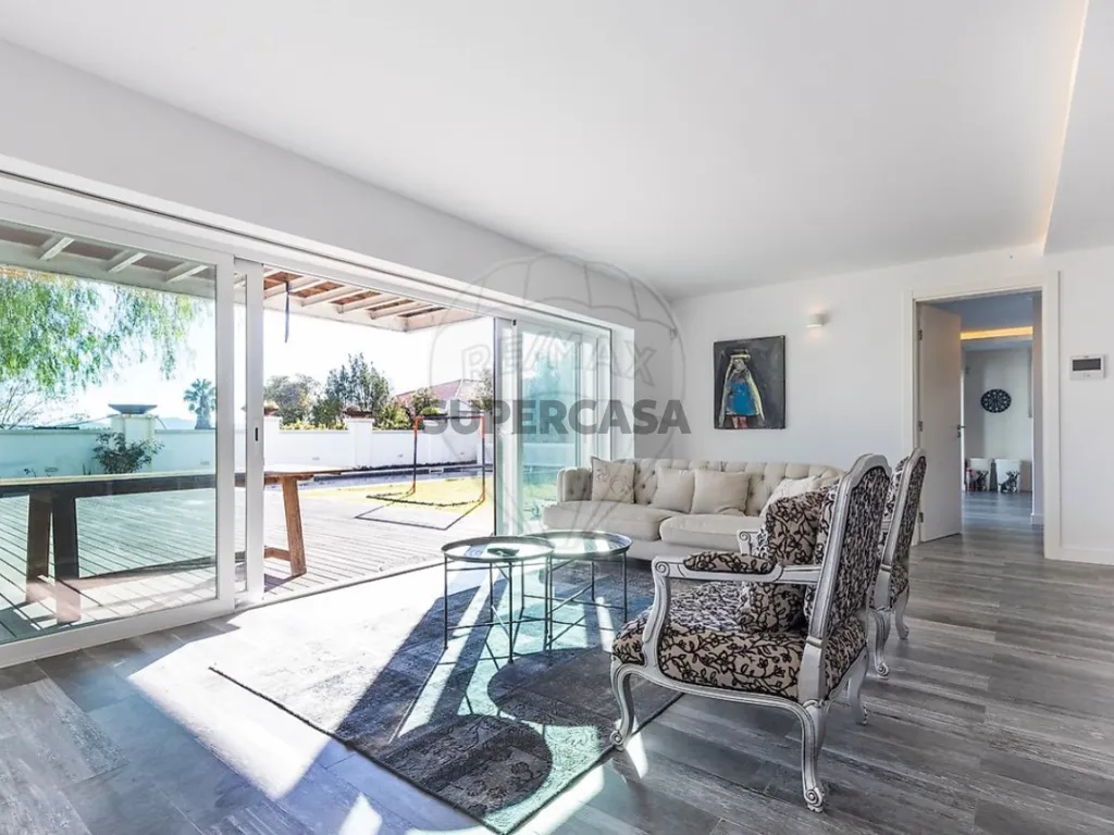 Elutuba - Luxury Villa with 1950s Charm in Lisbon