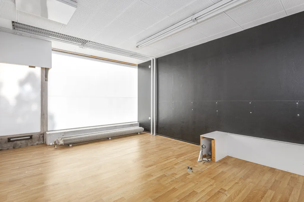 Pièces - Commercial Space in Hyvinkää's Centre