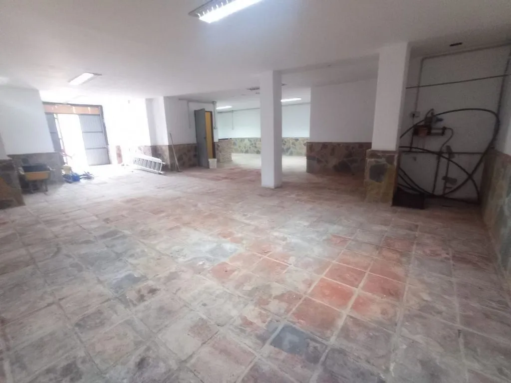 Garaaž - Detached House with Pool in Mijas